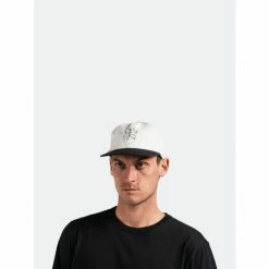 Alternative view of Banks Journal Form Hat Hats Off White