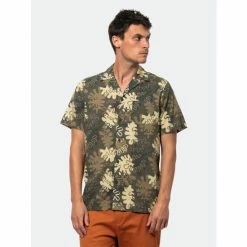 Alternative view of Banks Journal Camino S/S Woven Shirt Tops Dark Olive