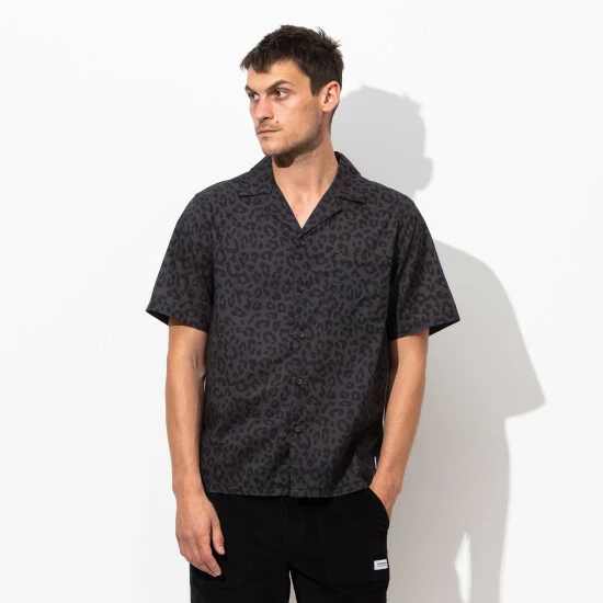 Banks Journal Wilder S/S Woven Shirt - Black Shirts 5 Banks Journal Wilder S/S Woven Shirt - Black Shirts - Image 3