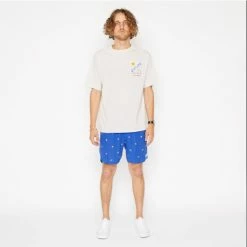 Banks Journal Oasis Trader Tee T-Shirts Off White 11 Banks Journal Oasis Trader Tee T-Shirts Off White -Banks Journal store unnamed file 398